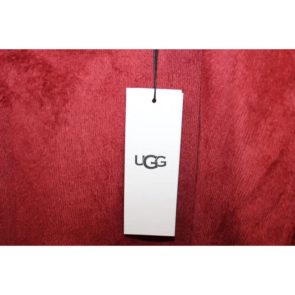 UGG slip into